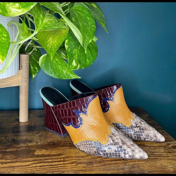 Mules - Picture 4 of 4